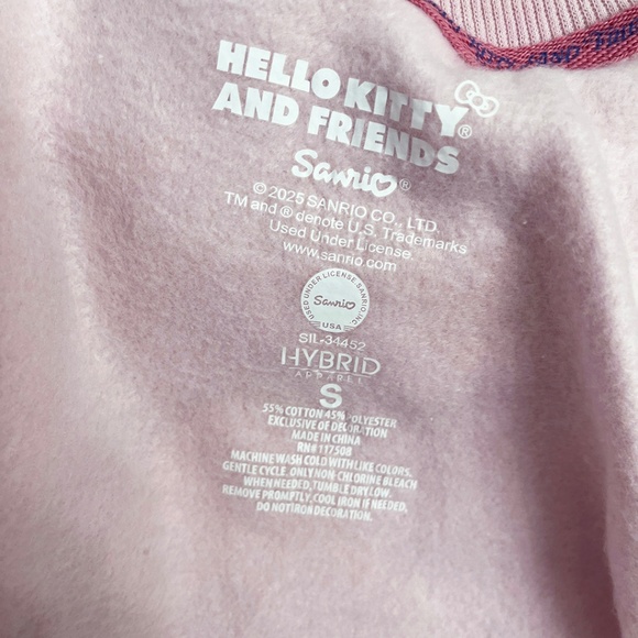 NWT Hello Kitty Winter Holiday Sweatshirt Women’s Small - Picture 10 of 12